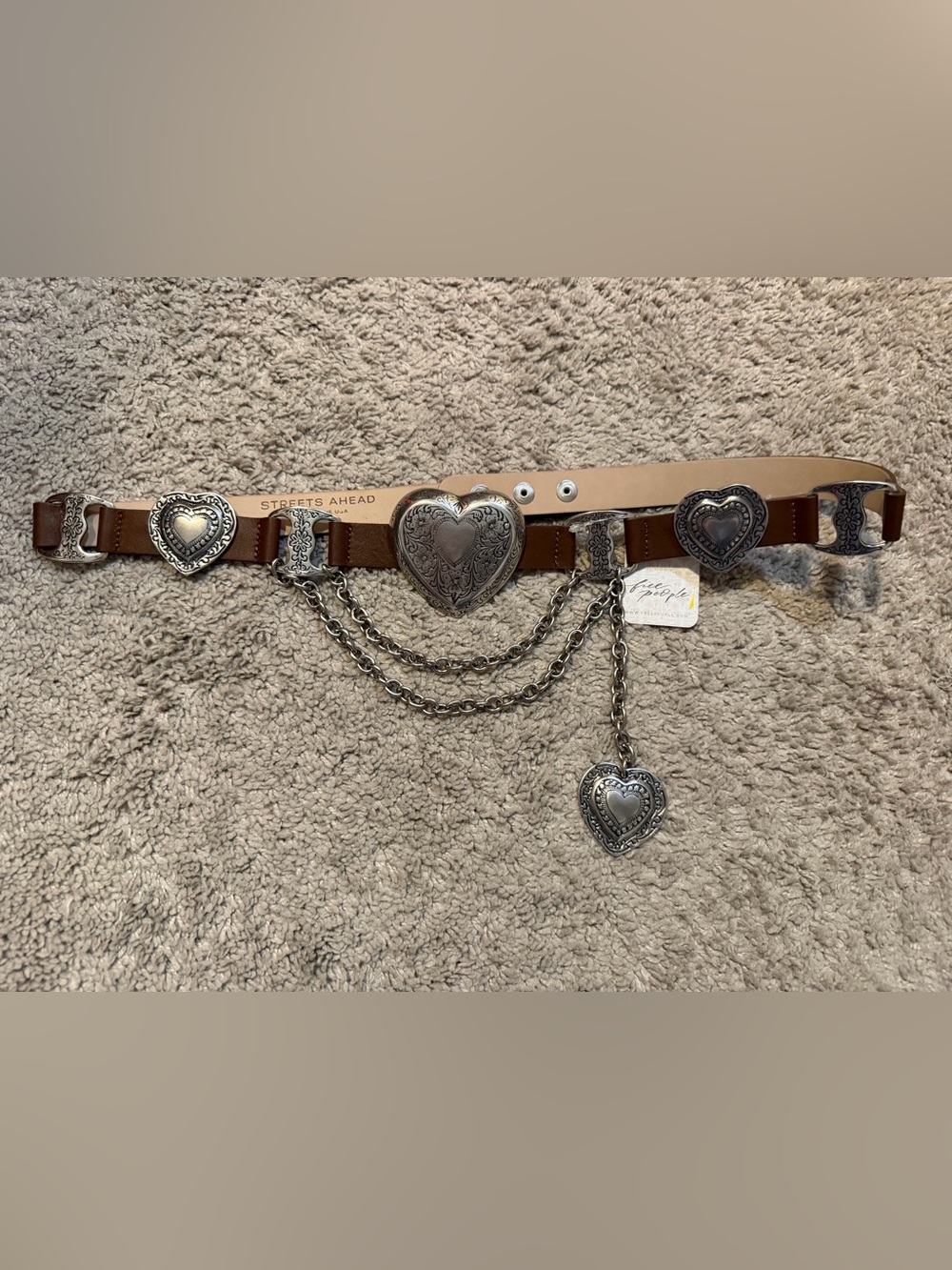 Free People x streets ahead $380 NWT Cognac Queen of Hearts Belt large - Picture 4 of 7